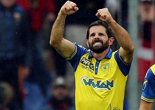 SERGIO PELLISSIER - 8 RETI: UN PASSATO NELLE GIOVANILI GRANATA, ETERNO BOMBER DELLA SERIE A, NON SMETTE DI STUPIRE SERGIO PELLISSIER - 8 RETI: UN PASSATO NELLE GIOVANILI GRANATA, ETERNO BOMBER DELLA SERIE A, NON SMETTE DI STUPIRE