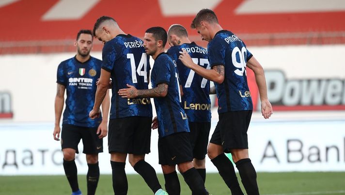 Esultanza dei calciatori dell'Inter in amichevole contro la Dinamo Kiev (Getty Images) 