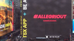 VIDEO / Juve, a Times Square spunta il messaggio #AllegriOut