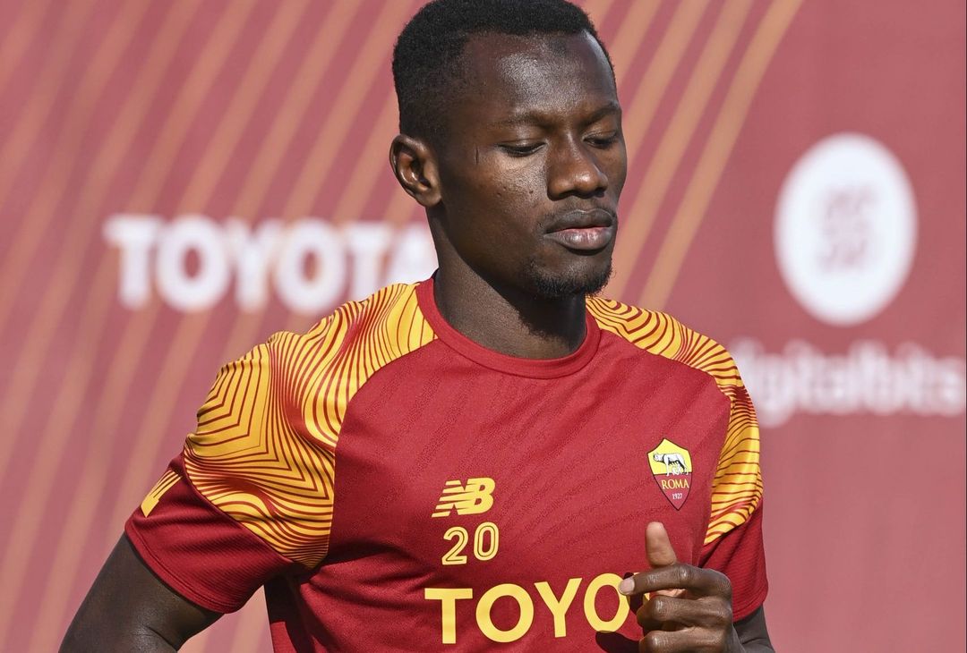 Trigoria, ripresa in vista del Betis: Karsdorp con il gruppo – FOTO GALLERY - immagine 24