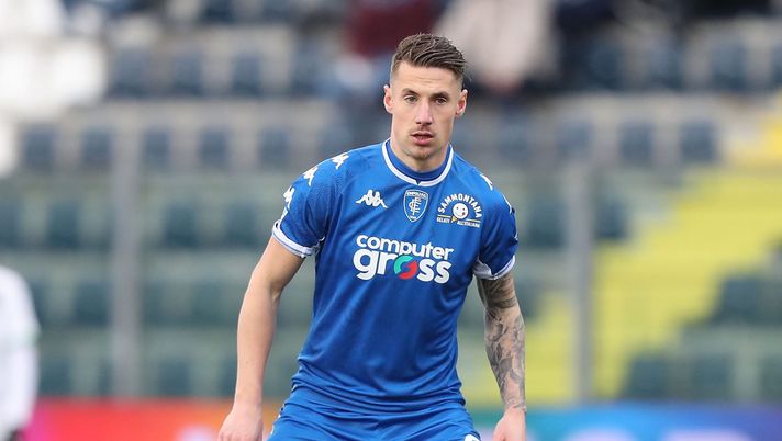 EMPOLI, ITALY - JANUARY 09: Andrea Pinamonti of Empoli FC looks on during the Serie A match between Empoli FC v US Sassuolo at Stadio Carlo Castellani on January 9, 2022 in Empoli, Italy. (Photo by Gabriele Maltinti/Getty Images)