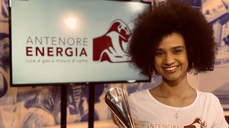 Lisa De Franceschi testimonial per Antenore Energia durante una campagna di PadovaSport