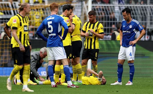 (Photo by Lars Baron/Getty Images) Derby fatale a Marco Reus: la caviglia fa ancora male, addio Mondiali in Qatar- immagine 2