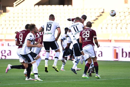 TURIN, ITALY - JUNE 20: Nicolas Nkoulou (C) of Torino FC scores the opening goal during the Serie A match between Torino FC and Parma Calcio at Stadio Olimpico di Torino on February 23, 2020 in Turin, Italy. (Photo by Valerio Pennicino/Getty Images) TURIN, ITALY - JUNE 20: Nicolas Nkoulou (C) of Torino FC scores the opening goal during the Serie A match between Torino FC and Parma Calcio at Stadio Olimpico di Torino on February 23, 2020 in Turin, Italy. (Photo by Valerio Pennicino/Getty Images)