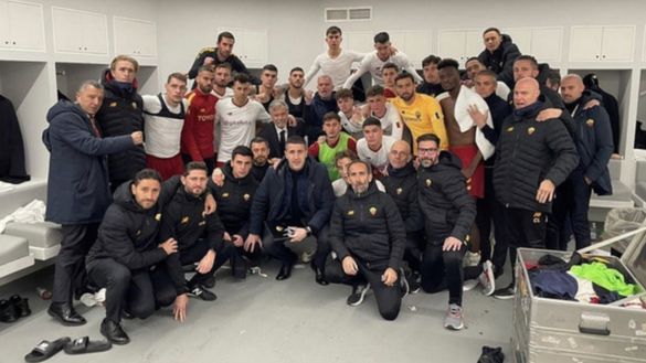 Il derby delle foto a Napoli: Lazio, noi dopo una vittoria caro Mou…- immagine 2