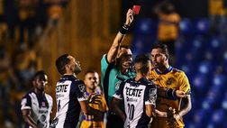 Fuggi fuggi, minacce, caccia al tifoso: l’incredibile epilogo del derby del Nuevo Leon in Messico