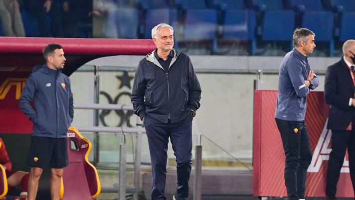 Mou è una furia: “Non c’è rispetto per i tifosi” - immagine 1