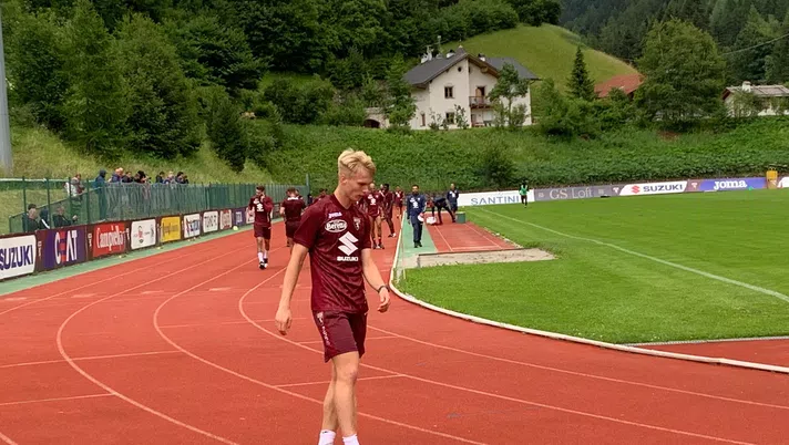 Warming, tecnica e dribbling non mancano. Ma fisicamente fa ancora fatica