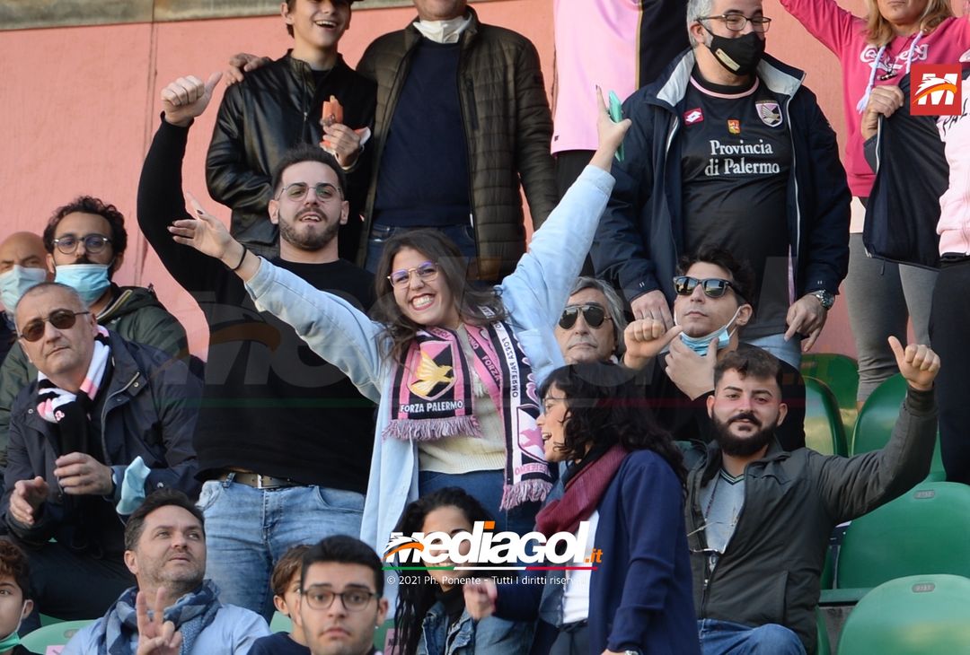 FOTO, i tifosi allo stadio per Palermo – Potenza 2-0 (Gallery) - immagine 61