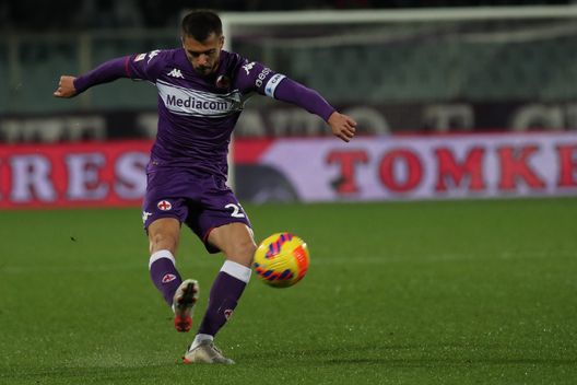 GERMOGLI PH: 15 DICEMBRE 2021 FIRENZE STADIO ARTEMIO FRANCHI PARTITA COPPA ITALIA 2021 2022 FIORENTINA VS BENEVENTO LORENZO VENUTI © FOTOCRONACHE GERMOGLI GERMOGLI PH: 15 DICEMBRE 2021 FIRENZE STADIO ARTEMIO FRANCHI PARTITA COPPA ITALIA 2021 2022 FIORENTINA VS BENEVENTO LORENZO VENUTI © FOTOCRONACHE GERMOGLI