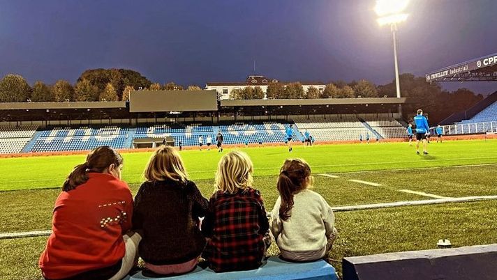 De Rossi, i figli presenti durante l’allenamento: il bellissimo scatto della moglie De Rossi, i figli presenti durante l’allenamento: il bellissimo scatto della moglie - immagine 1