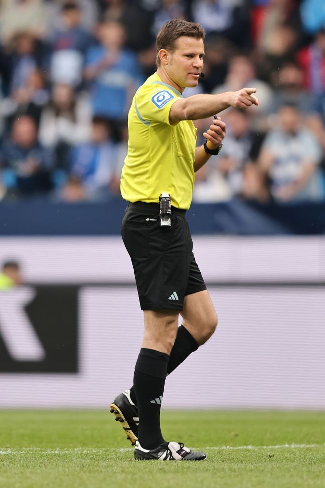 Derby di Atene rinviato al lunedì per Covid: l’arbitro tedesco Brych rimanda la partenza- immagine 2