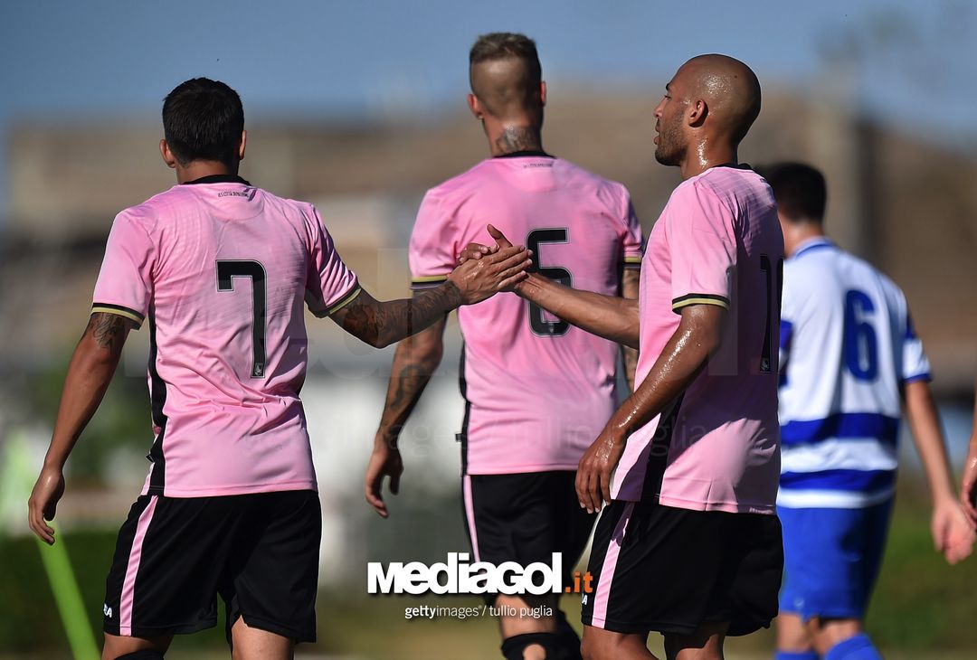  PALERMO, ITALY - JULY 30:  Players of Palermo celebrate after scoring a goal during a friendly match between US Citta' di Palermo and Monreale at Carmelo Onorato training center on July 30, 2017 in Palermo, Italy.  (Photo by Tullio M. Puglia/Getty Images)  
