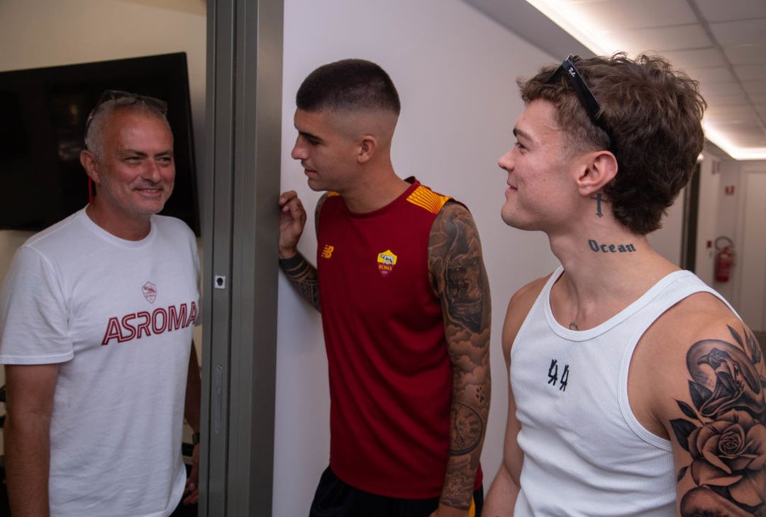 La visita di Blanco a Trigoria – FOTO GALLERY - immagine 12