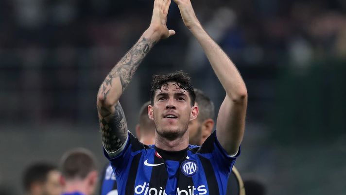 Inter, Bastoni chiarisce: “Foto con Gavi? Non volevo prendermela con nessuno” Inter, Bastoni chiarisce: “Foto con Gavi? Non volevo prendermela con nessuno” - immagine 1