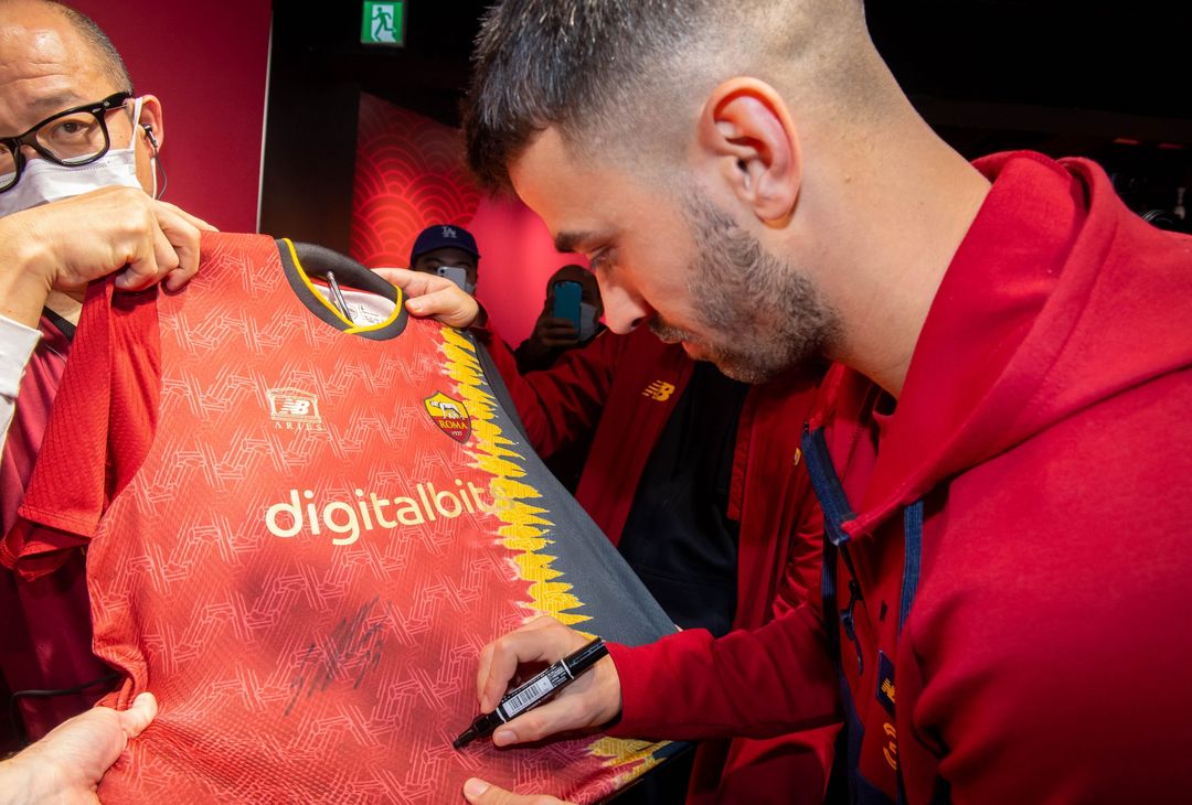Roma: Spinazzola, Mancini e Pinto incontrano i tifosi in Giappone – FOTO GALLERY - immagine 8