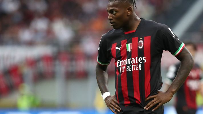 MILAN, ITALY - SEPTEMBER 14: Rafael Leao of AC Milan looks on during the UEFA Champions League group E match between AC Milan and Dinamo Zagreb at Giuseppe Meazza Stadium on September 14, 2022 in Milan, Italy. (Photo by Marco Luzzani/Getty Images)