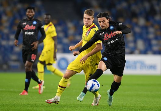 Eljif Elmas of SSC Napoli battles for possession with Mattias Svanberg of Bologna (Photo by Francesco Pecoraro/Getty Images) Eljif Elmas of SSC Napoli battles for possession with Mattias Svanberg of Bologna (Photo by Francesco Pecoraro/Getty Images)