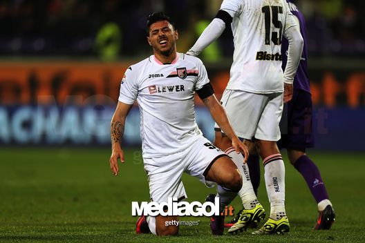 FLORENCE, ITALY - DECEMBER 04: Giuseppe Pezzella of US Citta' di Palermo shows his dejection during the Serie A match between ACF Fiorentina and US Citta di Palermo at Stadio Artemio Franchi on December 4, 2016 in Florence, Italy.  (Photo by Gabriele Maltinti/Getty Images) 