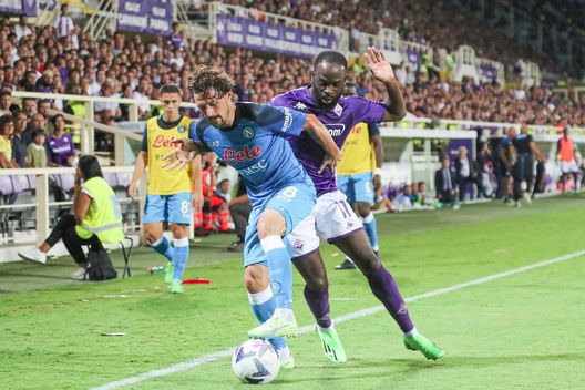 GERMOGLI PH: 28 AGOST0 2022 FIRENZE STADIO ARTEMIO FRANCHI CAMPIONATO SERIE A 2022 - 2023 FIORENTINA VS NAPOLI NELLA FOTO ikone' Amoruso: “Igor-Milenkovic danno garanzie, ma giusto che giochi Quarta”- immagine 2