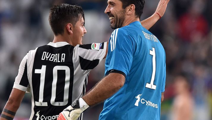Buffon: “Dybala alla Roma? Ho sperato non andasse all’Inter. Gli ho scritto…” Buffon: “Dybala alla Roma? Ho sperato non andasse all’Inter. Gli ho scritto…” - immagine 1