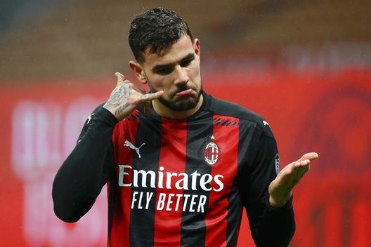 Milan-Lazio 3-2, stagione 2020-2021. Theo Hernandez segna il gol-vittoria al 92' (getty images) Milan-Lazio 3-2, stagione 2020-2021. Theo Hernandez segna il gol-vittoria al 92' (getty images)