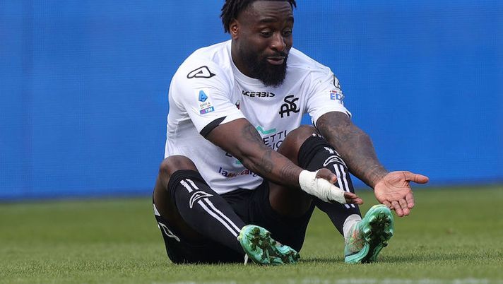 FLASH – Problemi per Nzola, è tornato in anticipo dalla nazionale: ecco il motivo - immagine 1