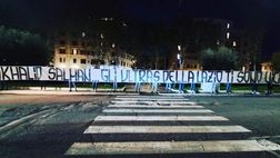 Omosessualità danno mentale: e gli ultras della Lazio applaudono