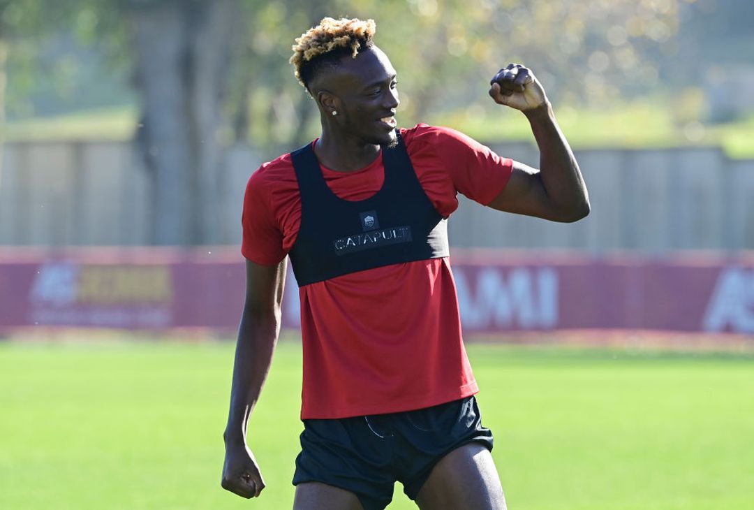 Genoa-Roma, la rifinitura: Smalling torna in gruppo – FOTO GALLERY - immagine 32