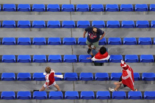 (Photo by Elsa/Getty Images) Dopo i Mondiali, i tifosi danesi alla loro Federazione: “Via dalla FIFA!”- immagine 2