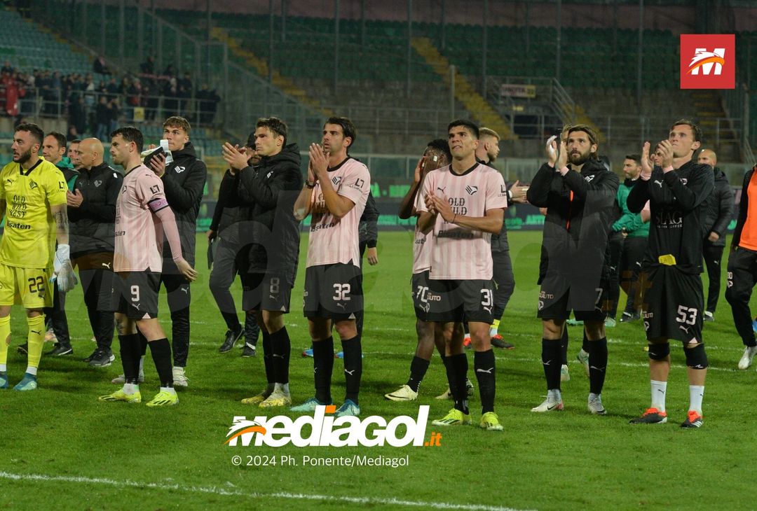 FOTO Palermo-Venezia 0-3, 30ª giornata Serie B 2023-2024 (GALLERY) - immagine 32