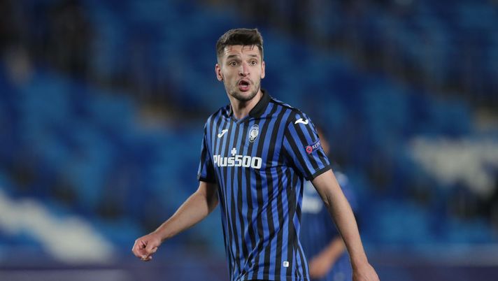 MADRID, SPAIN - MARCH 16: Berat Djimsiti of Atalanta BC in action during the UEFA Champions League Round of 16 match between Real Madrid and Atalanta at Alfredo Di Stefano stadium on March 16, 2021 in Madrid, Spain. Sporting stadiums around Spain remain under strict restrictions due to the Coronavirus Pandemic as Government social distancing laws prohibit fans inside venues resulting in games being played behind closed doors. (Photo by Gonzalo Arroyo Moreno/Getty Images) BREAKING – Gol di Molina o autogol di Djimsiti: ecco la decisione della Lega Calcio - immagine 1