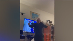 VIDEO / Nino D’Angelo, gioia incontenibile: “5 purpette! La capolista se ne va…”