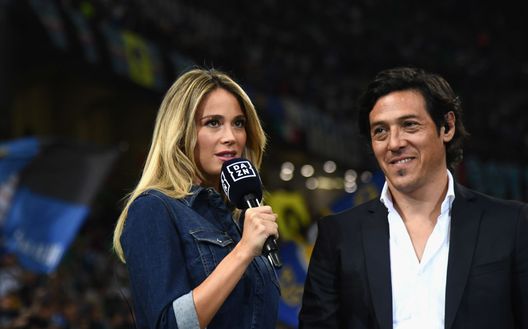 MILAN, ITALY - SEPTEMBER 29: Diletta Leotta (L) and Mauro German Camoranesi attend the Serie A match between FC Internazionale and Cagliari at Stadio Giuseppe Meazza on September 29, 2018 in Milan, Italy. (Photo by Claudio Villa - Inter/FC Internazionale via Getty Images) MILAN, ITALY - SEPTEMBER 29: Diletta Leotta (L) and Mauro German Camoranesi attend the Serie A match between FC Internazionale and Cagliari at Stadio Giuseppe Meazza on September 29, 2018 in Milan, Italy. (Photo by Claudio Villa - Inter/FC Internazionale via Getty Images)