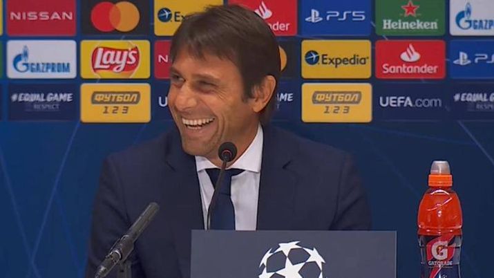Inter-Crotone, furia di Conte su Vidal nel silenzio di San Siro: &#8220;Ora basta, gioca e non rompere più il ca**o!&#8221; 