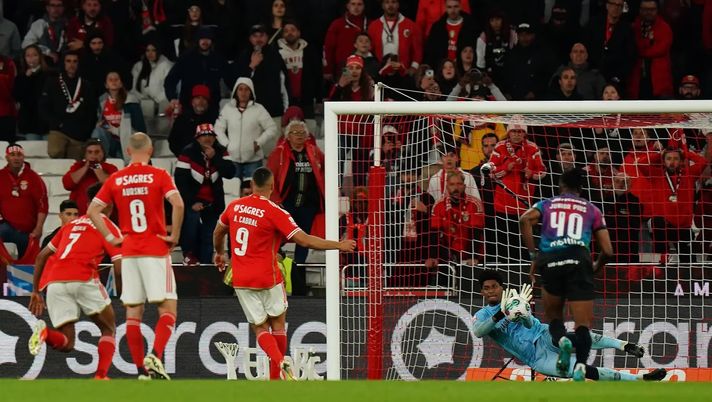 Portogallo, Hugo Souza show: para tre rigori al Benfica ma alla fine perde… - immagine 1