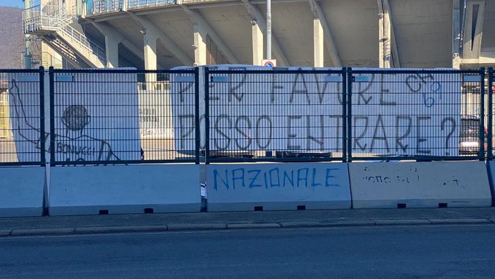 FOTO – A Bergamo lo sfottò della Curva Inter: Bonucci chiede ancora di entrare - immagine 1