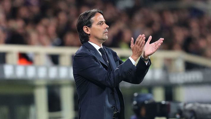 FLORENCE, ITALY - OCTOBER 27: Simone Inzaghi manager of SS Lazio gestures during the Serie A match between ACF Fiorentina and SS Lazio at Stadio Artemio Franchi on October 27, 2019 in Florence, Italy. (Photo by Gabriele Maltinti/Getty Images) FLORENCE, ITALY - OCTOBER 27: Simone Inzaghi manager of SS Lazio gestures during the Serie A match between ACF Fiorentina and SS Lazio at Stadio Artemio Franchi on October 27, 2019 in Florence, Italy. (Photo by Gabriele Maltinti/Getty Images)