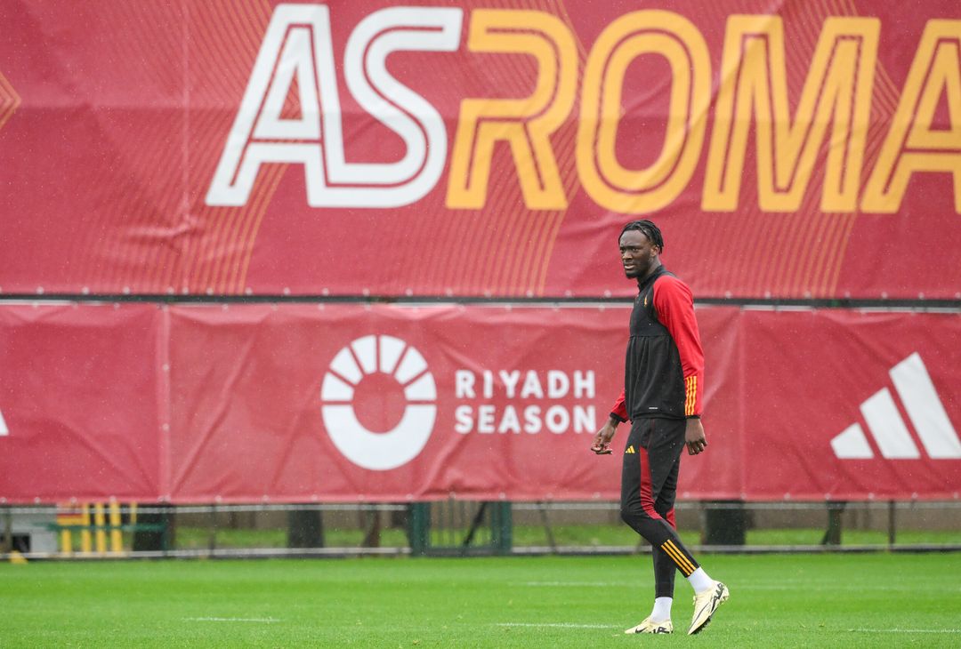 Roma, la ripresa degli allenamenti sotto la pioggia a Trigoria – FOTOGALLERY - immagine 24