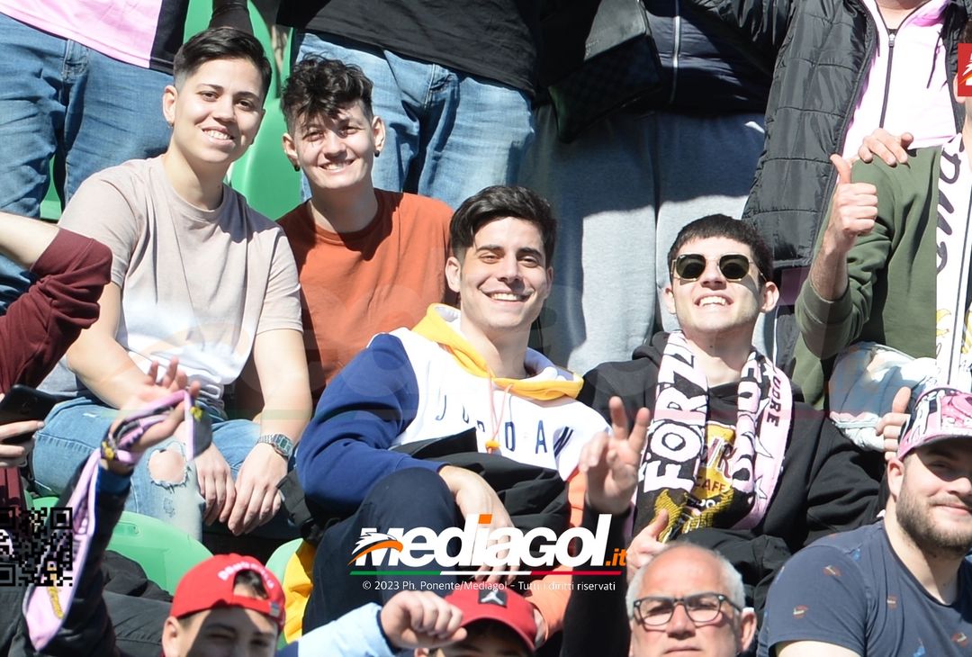 FOTOTIFO Palermo-Frosinone 1-1, i tifosi allo Stadio “Renzo Barbera” (Gallery) - immagine 92