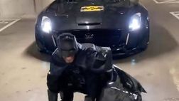 Evra, Patman o Batman? Il travestimento di Halloween è speciale (VIDEO)