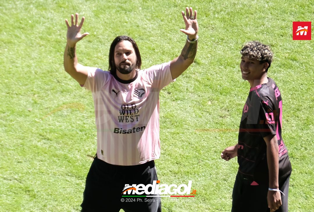 FOTO Palermo Legends Day, da Amauri a Pastore: quanti ex al “Barbera” (GALLERY)- immagine 1