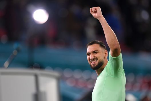 Gianluigi Donnarumma Gianluigi Donnarumma