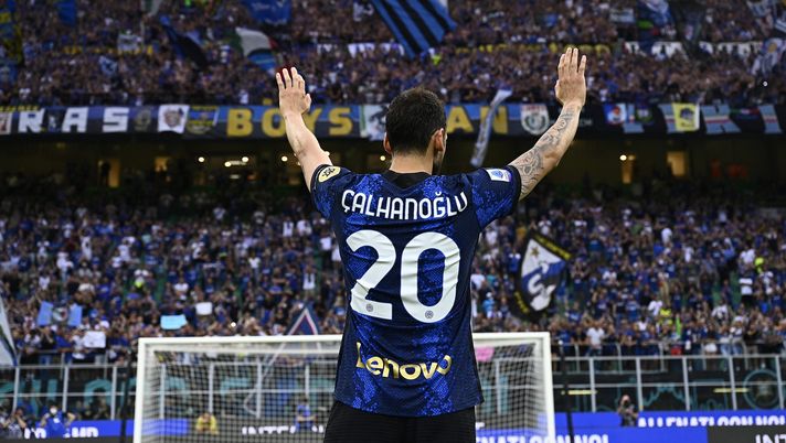Inter Calhanoglu