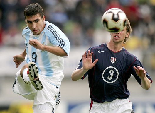 (Photo by Nadine Rupp/Bongarts/Getty Images) 2005, Pablo Vitti titolare e Leo Messi in panchina: oggi l’attaccante fa i caffè a Rosario…- immagine 3