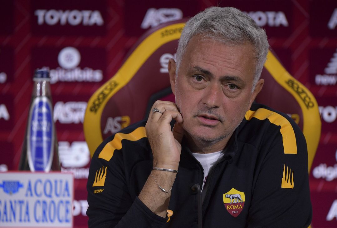 La conferenza stampa di Mourinho alla vigilia di Roma-Napoli – FOTO GALLERY - immagine 19