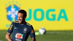 Neymar, un arrivo da star: sbarca in Brasile con un elicottero da 13 milioni di euro!