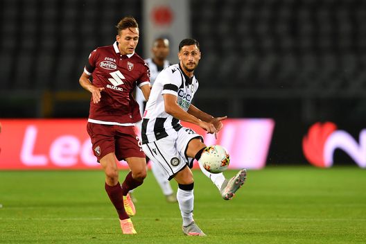TURIN, ITALY - JUNE 23: Simone Edera (L) of Torino FC competes with Ilija Nestorovski of Udinese Calcio during the Serie A match between Torino FC and Udinese Calcio at Stadio Olimpico di Torino on June 23, 2020 in Turin, Italy. (Photo by Valerio Pennicino/Getty Images) TURIN, ITALY - JUNE 23: Simone Edera (L) of Torino FC competes with Ilija Nestorovski of Udinese Calcio during the Serie A match between Torino FC and Udinese Calcio at Stadio Olimpico di Torino on June 23, 2020 in Turin, Italy. (Photo by Valerio Pennicino/Getty Images)