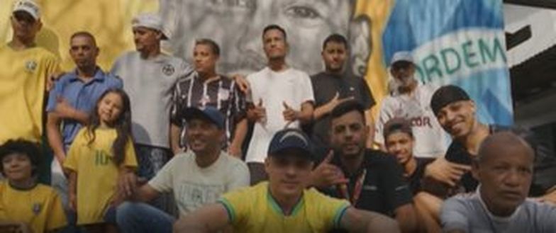 Qatar 22, un intero quartiere di San Paolo colorato verdeoro- immagine 2