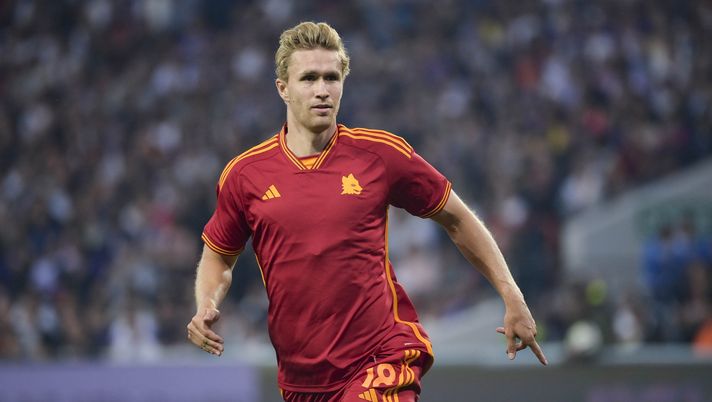 Mercato, l’Olympiacos boccia Solbakken: rischia di tornare a Roma in anticipo - immagine 1